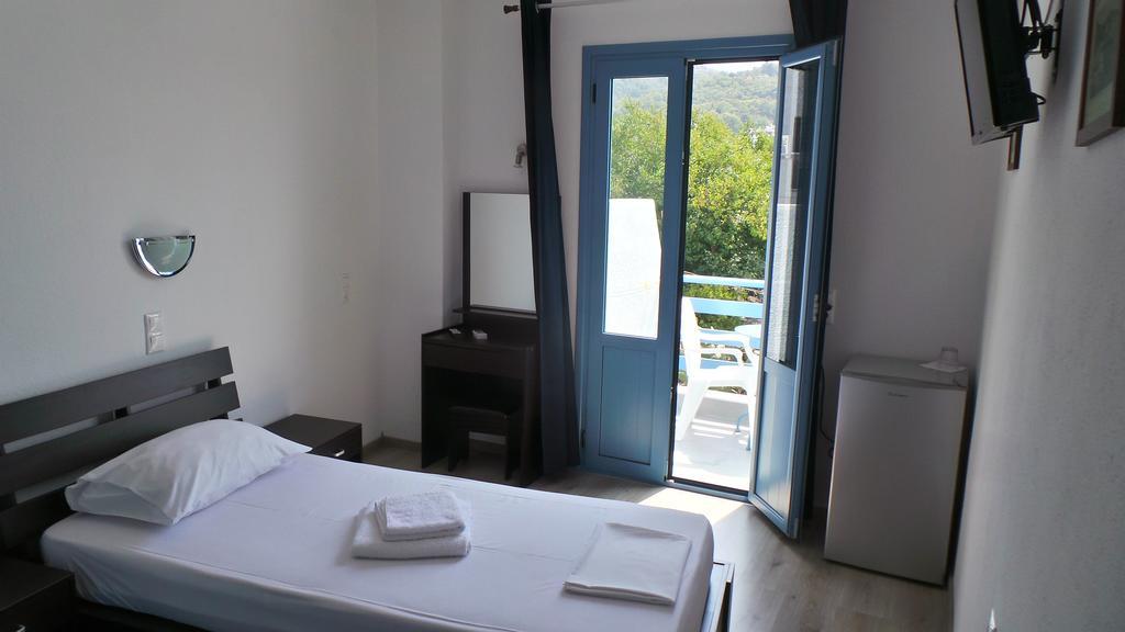 Delfini Hotel Skala Extérieur photo